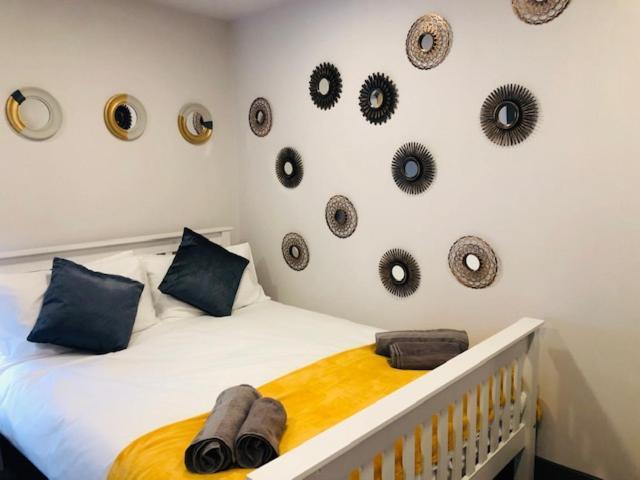 Townhouse Plus @ London Road Stoke Værelse billede