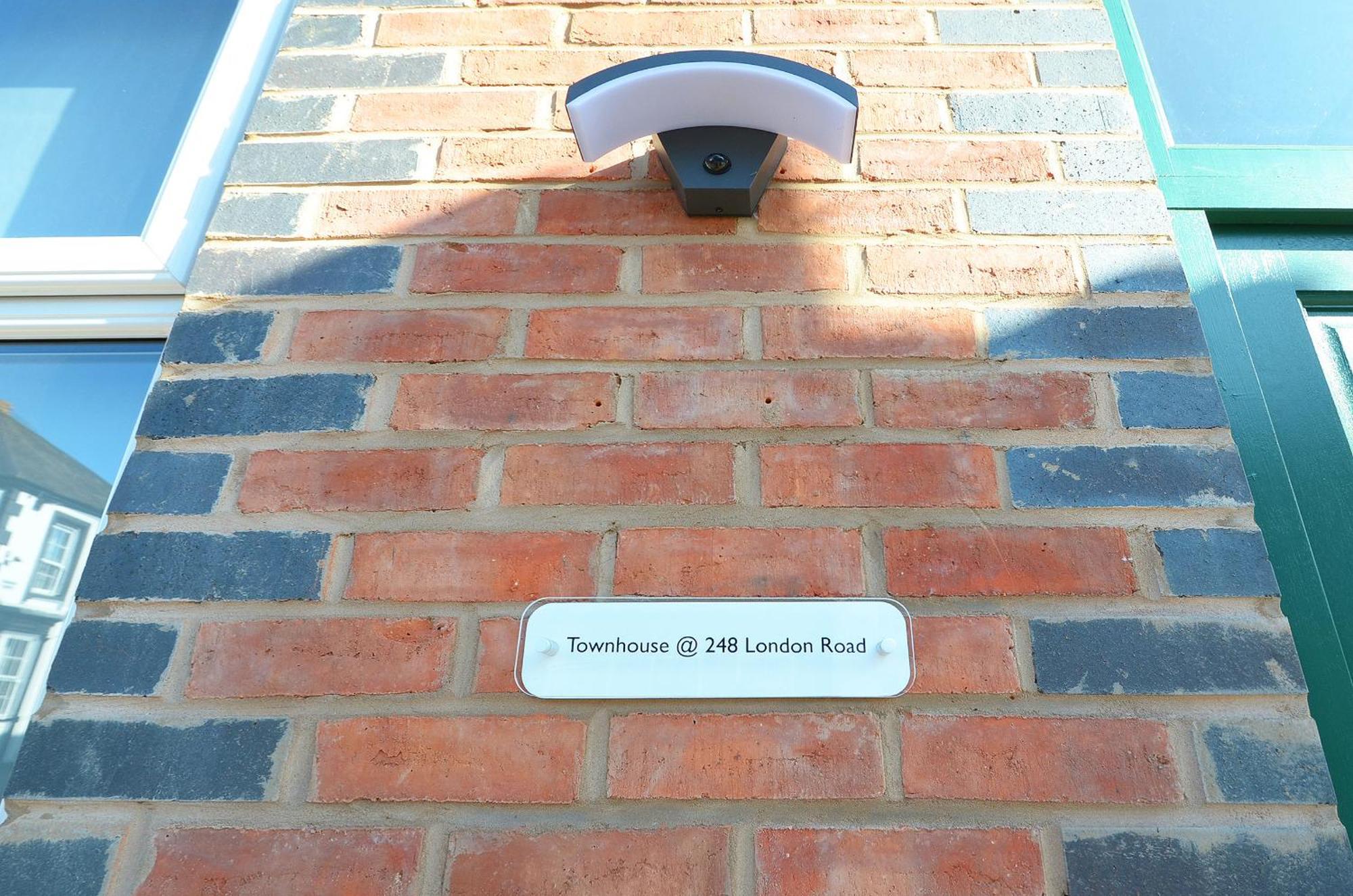 Townhouse Plus @ London Road Stoke Eksteriør billede